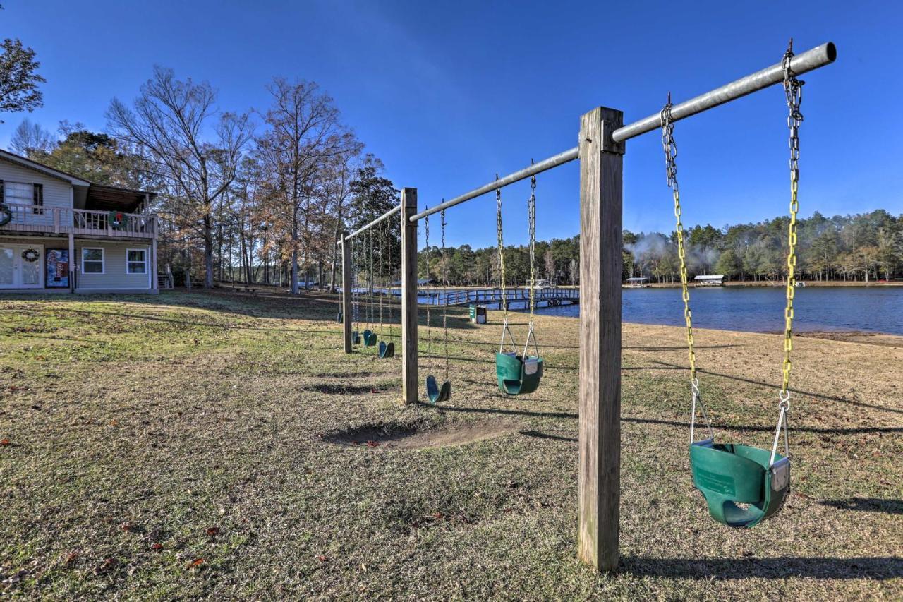White Oak Creek Home With Views, Deck And Pool Access! 尤福拉 外观 照片